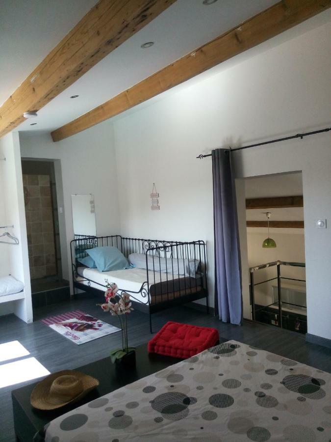 Gite Chez Mamiyo Gallargues Le Montueux 외부 사진